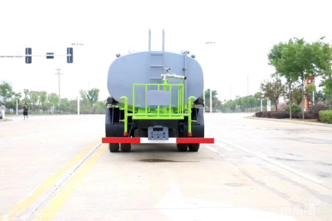 12吨洒水车水车