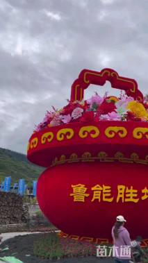 绿雕造型定制厂家出售各类雕塑造型